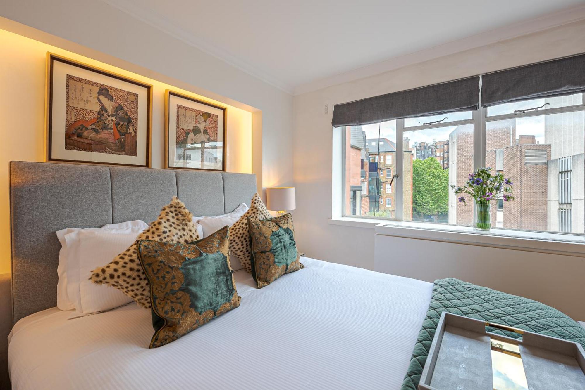 Modern Knightsbridge Apartment With Balcony Overlooking Harrods Prime Location London Exterior photo